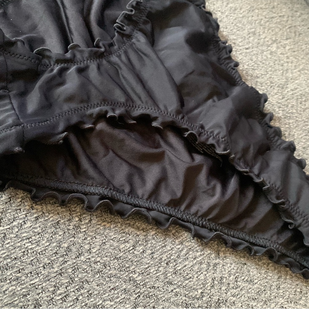 Shade & Shore Black Ruffled Low Rise Bikini Bottom Large - Picture 4 of 12